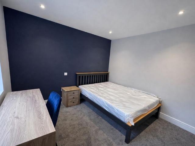 Room for rent in Branksome, Poole