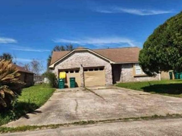 House for sale in La Marque