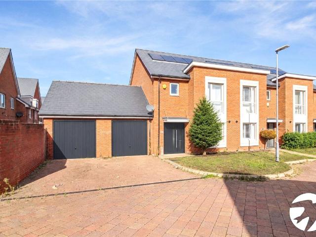 House for rent in St Clements Lakes, Dartford