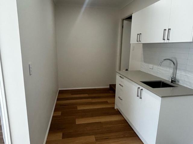 Apartment for rent in Ashmore, Gold Coast City