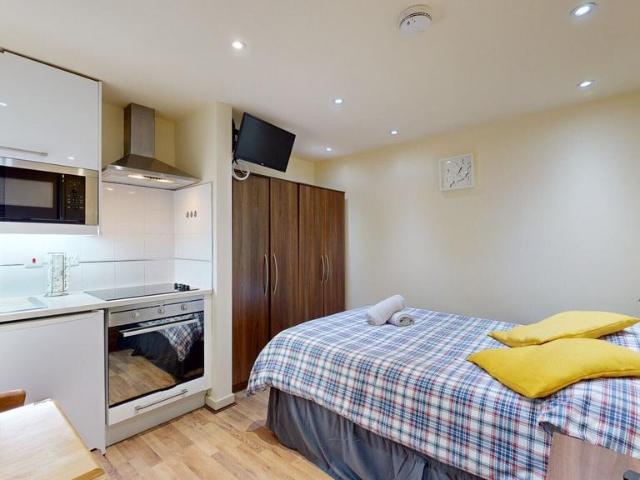 House for rent in Kensal Town, Greater London