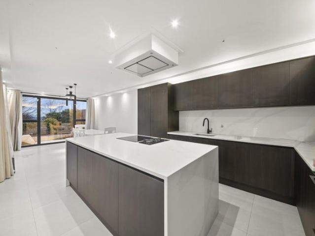 House for rent in London Borough of Ealing, Greater London