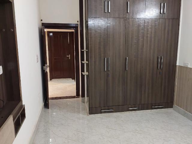 House for sale in Deri