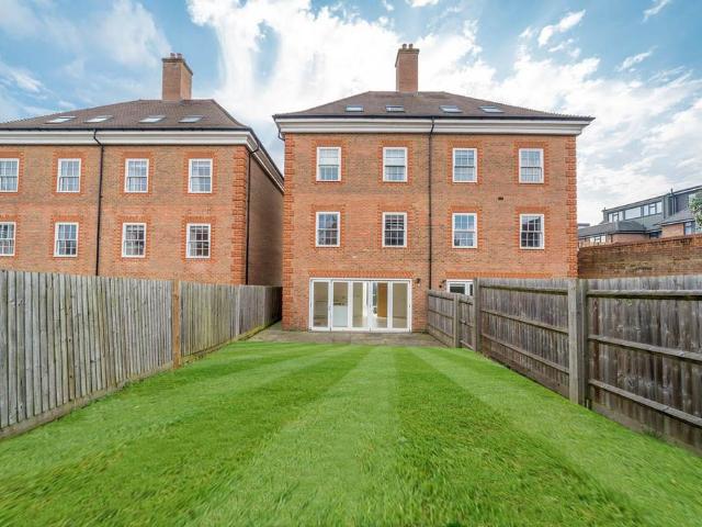 House for rent in Church End, Greater London