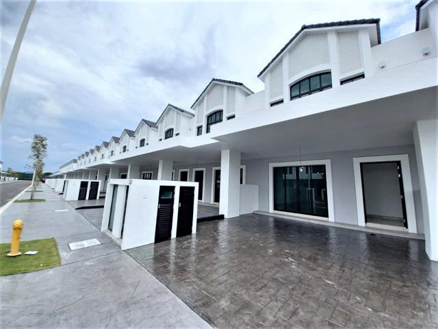 Terraced House for sale in Wellesley, Penang