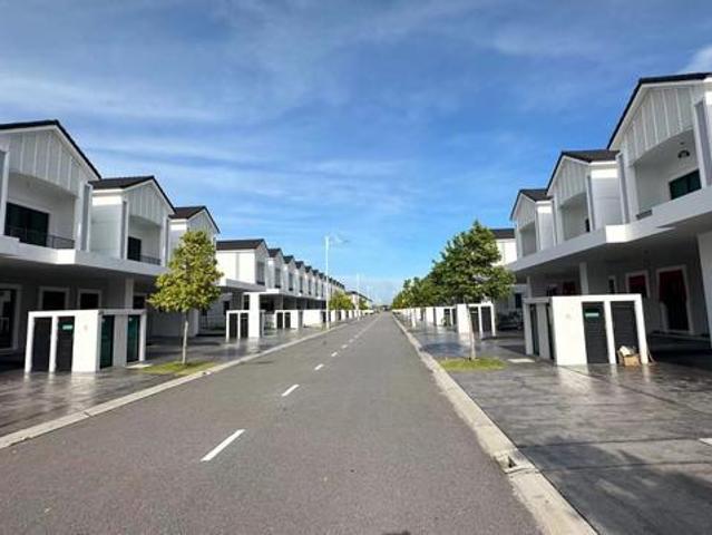 Terraced House for rent in Wellesley, Penang