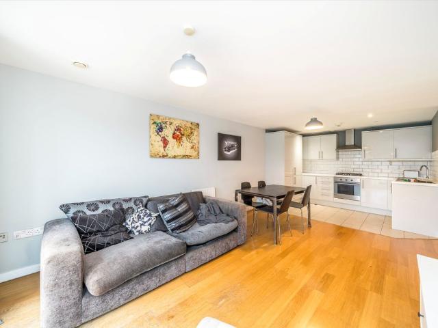 Apartment for rent in Kennington, Greater London
