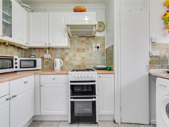 Apartment for rent in Roehampton, Greater London