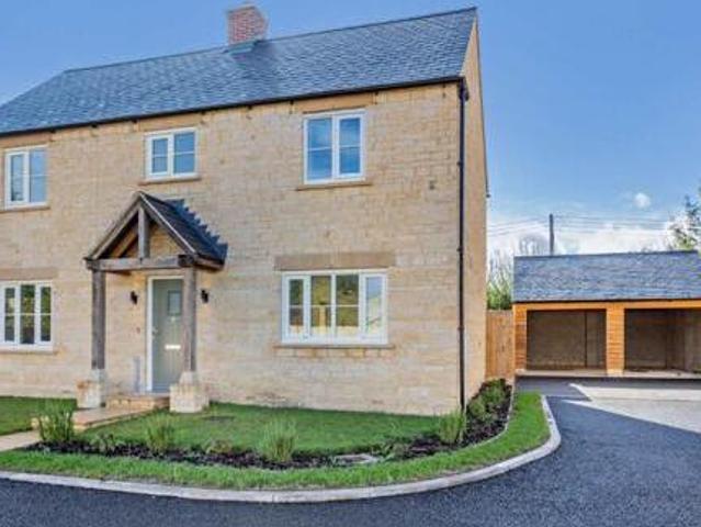 House for sale in Swindon