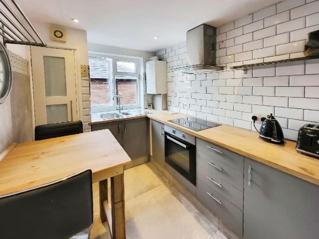 Apartment for rent in Ashton upon Mersey, Trafford Park