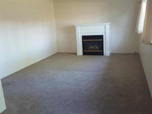 Apartment for rent in Victoria