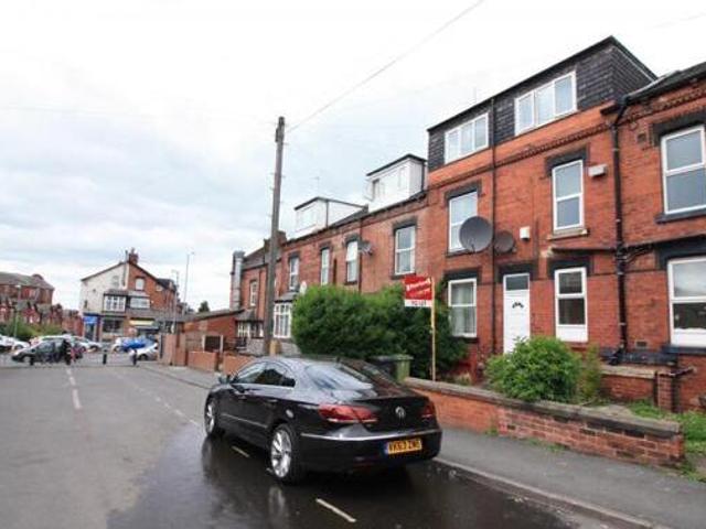House for sale in Harehills, West Yorkshire