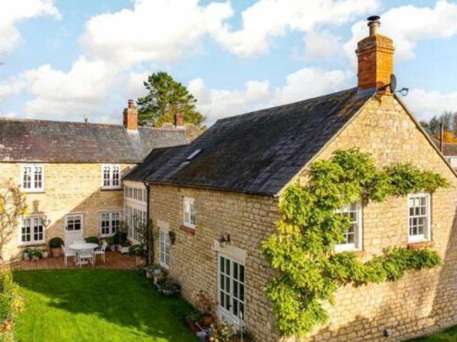 House for sale in Northampton, West Northamptonshire