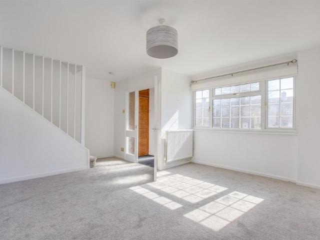 House for rent in Beaconsfield and Chepping Wye Community Board, Tylers Green