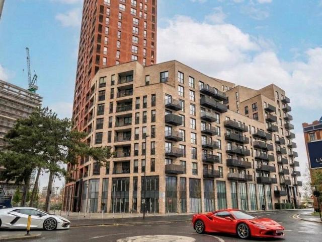 House for rent in London Borough of Ealing, Greater London