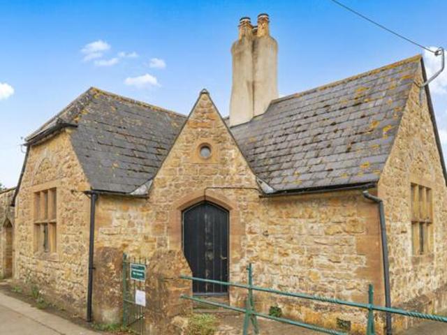House for sale in Ilminster, Somerset