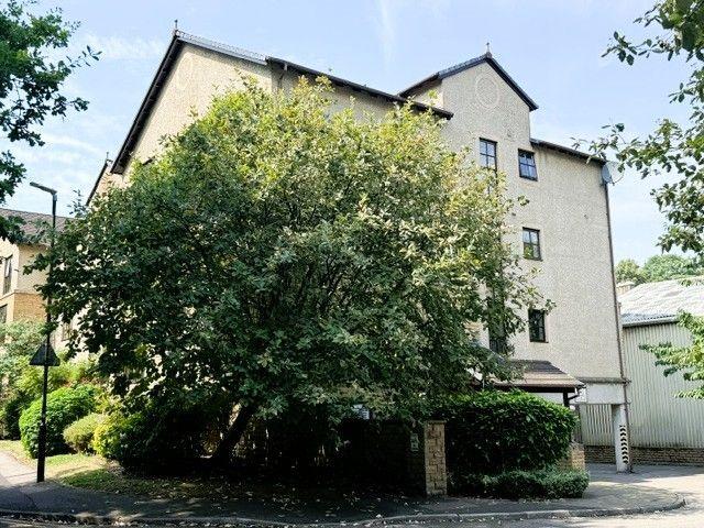 Apartment for rent in Greaves, Bare