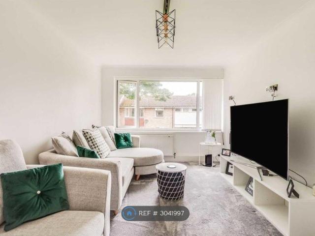 Apartment for rent in Eightlands, Kirklees