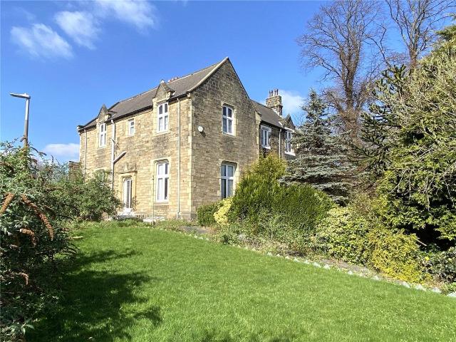 Room for rent in Eightlands, Dewsbury
