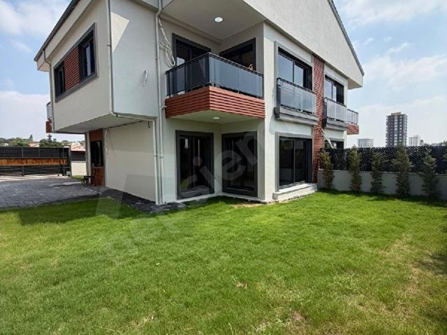 Sariçam, Adana içerisinde satılık Villa