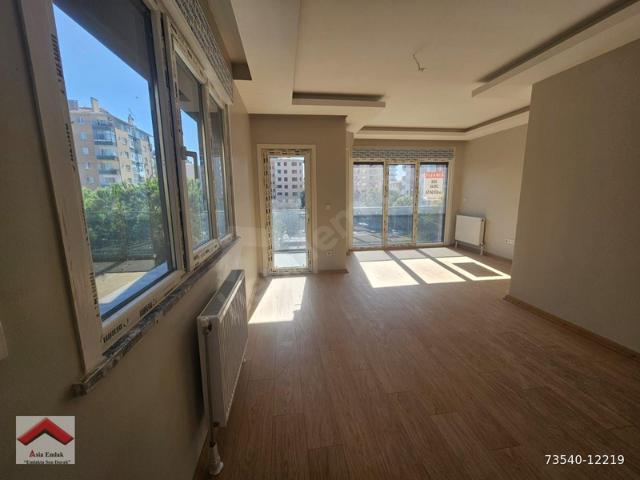 Yeniyol, Ataşehir içerisinde satılık mülk