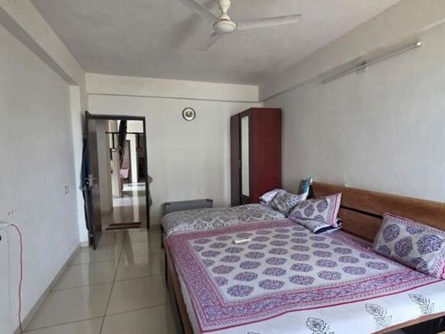 Flat for sale in Ahmadabad, Gujarat