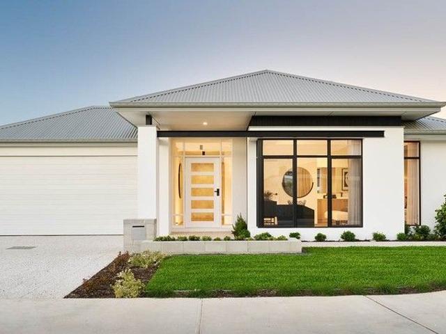 Cottage for sale in Hasluck, Perth