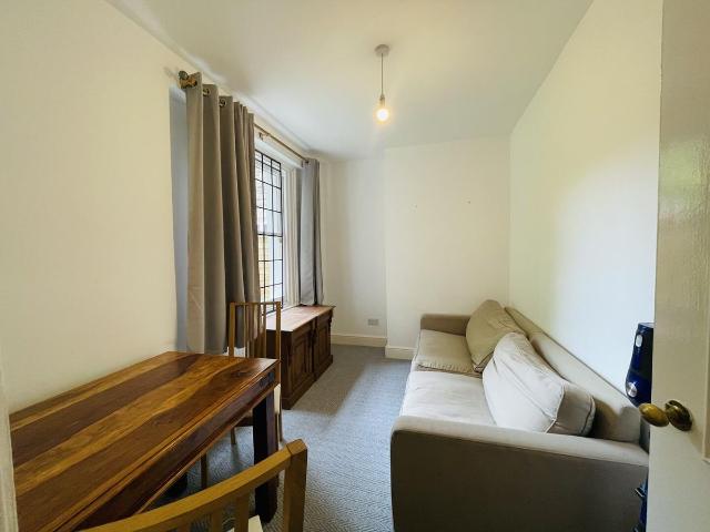 Apartment for rent in London Borough of Hammersmith and Fulham, Greater London