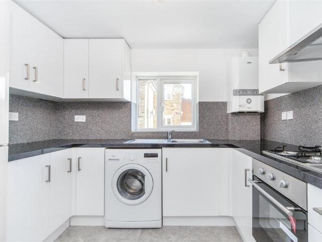 Apartment for rent in Shepherd's Bush, Greater London