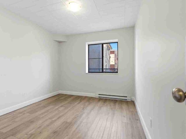 Apartment for rent in Maidstone, Ontario