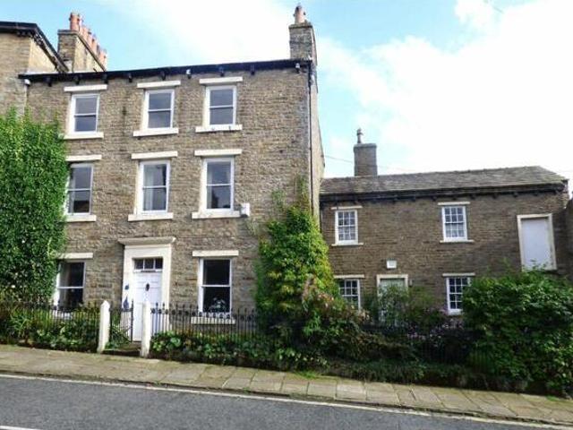 House for sale in Leyburn, North Yorkshire