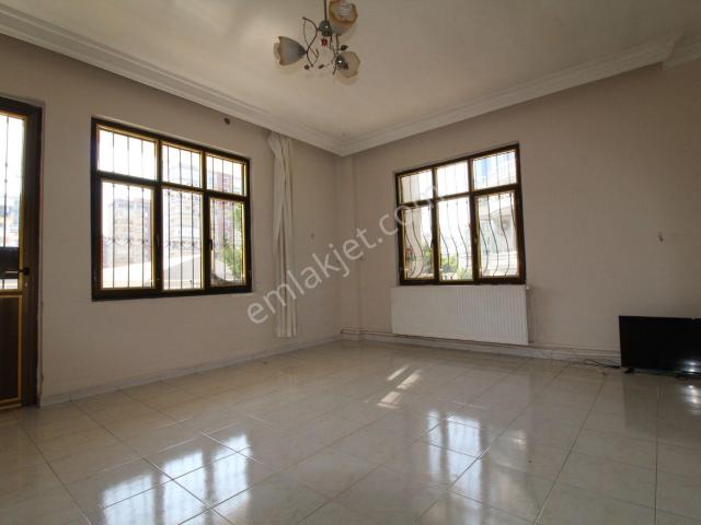 Menderes Mahallesi, Mezitli içerisinde kiralık mülk
