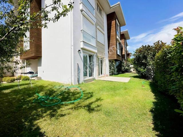 Başakşehir, İstanbul içerisinde satılık Villa