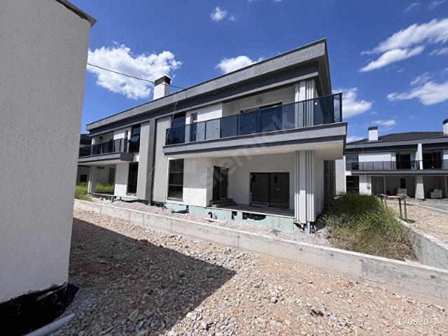 Balikesir içerisinde satılık Villa