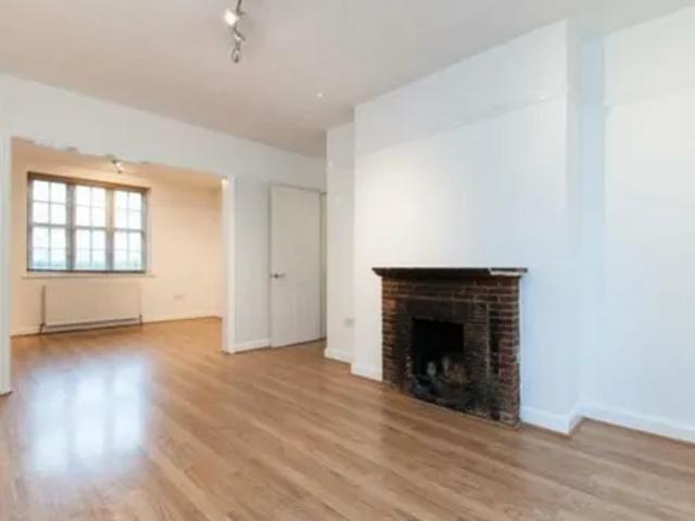 House for rent in Temple Fortune, Greater London