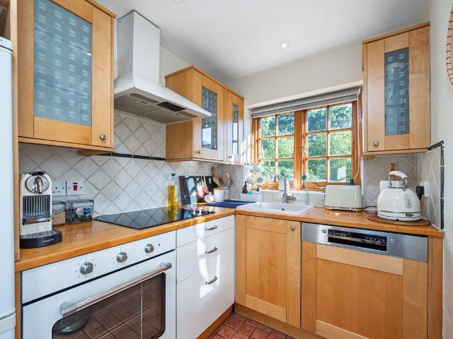House for rent in London Borough of Barnet, Greater London