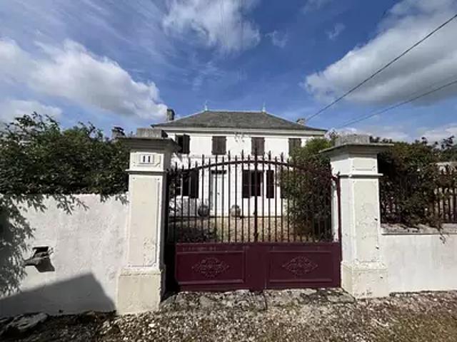 Maison vente à Saint-Jean-d'Angély, Asnières-la-giraud