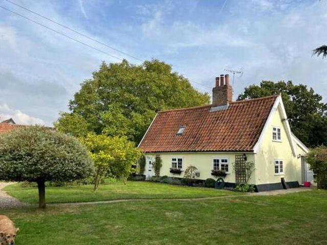 House for sale in Bedingfield, Suffolk