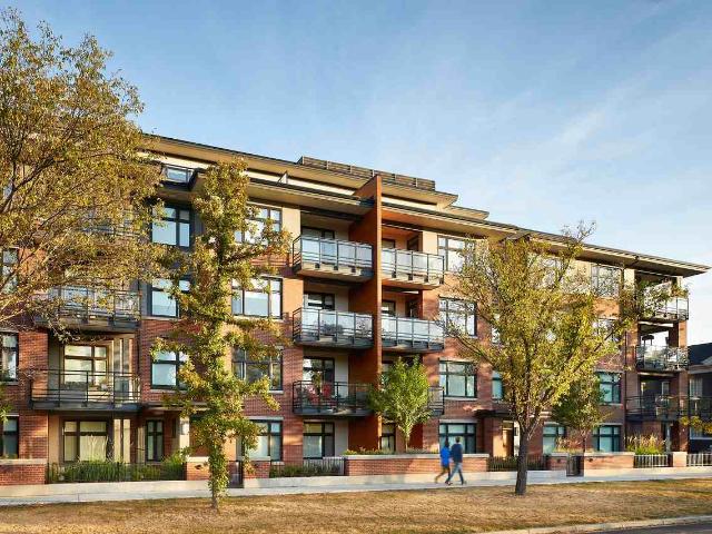 Apartment for rent in Hillhurst, Calgary