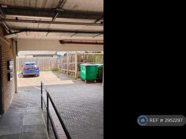 Apartment for rent in Greater London
