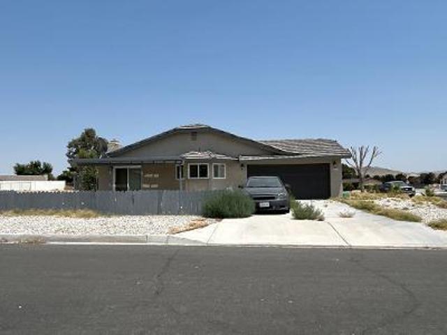 House for sale in Helendale, California