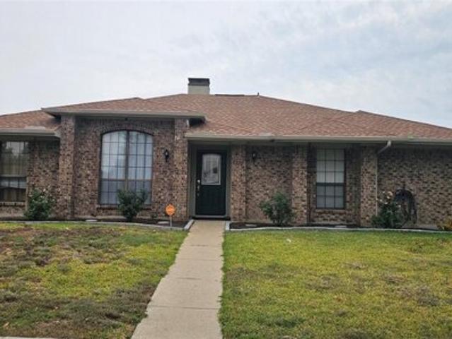House for sale in Carrollton, Texas