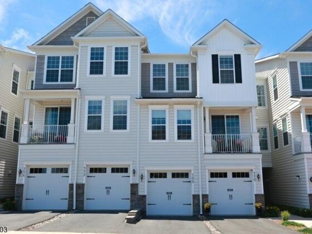 Condo for sale in Cedar Grove, New Jersey