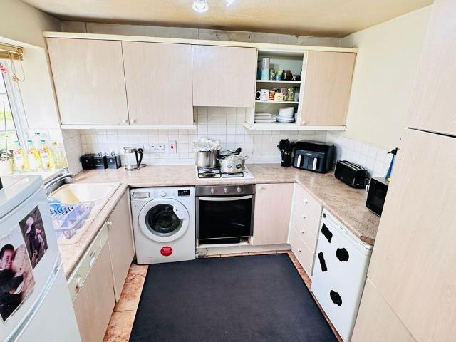 Room for rent in London Borough of Brent, Greater London