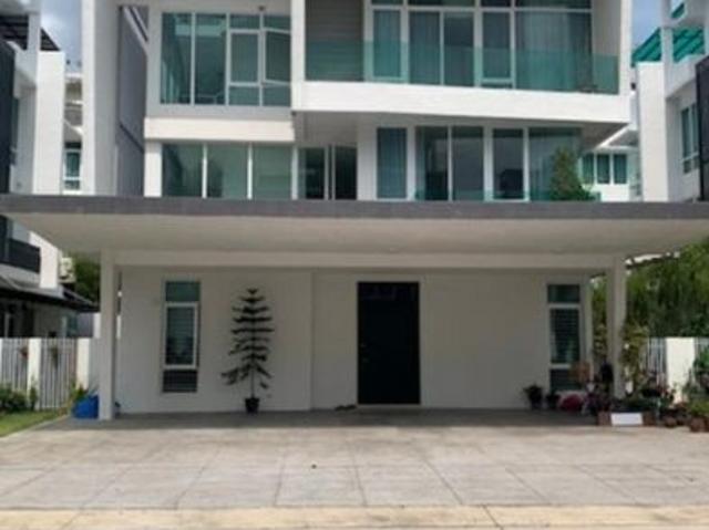 House for sale in Tanjong Sepat, Selangor