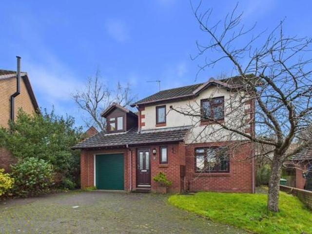 House for sale in Fell Lane