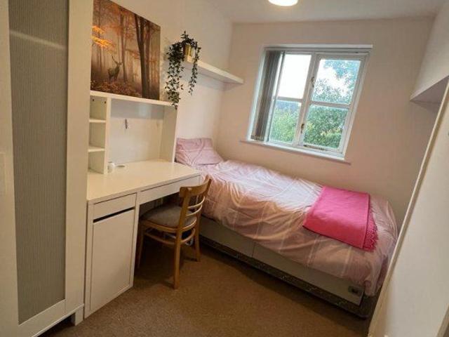 House for rent in North Town, Aldershot