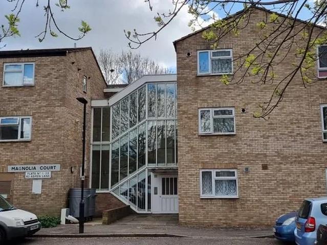 Apartment for rent in London Borough of Ealing, Greater London