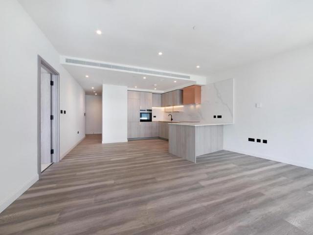 Apartment for rent in Canary Wharf, Greater London