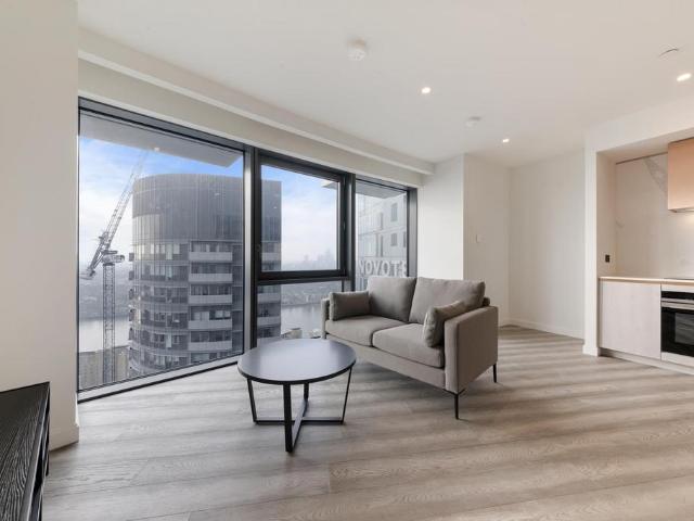 Apartment for rent in Canary Wharf, Greater London